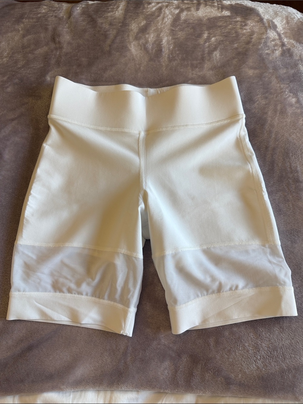 Michi White biker shorts in size L